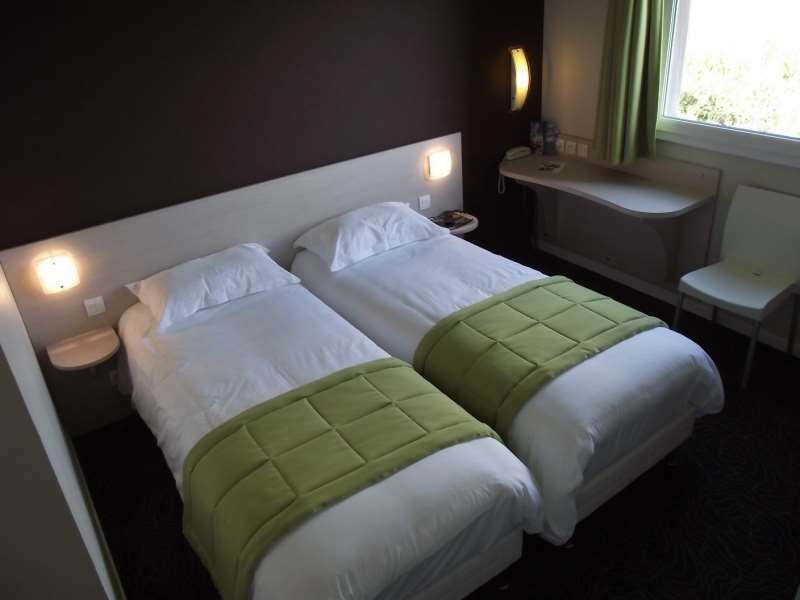 Brit Hotel Saint-Meen-Le-Grand En Broceliande الغرفة الصورة